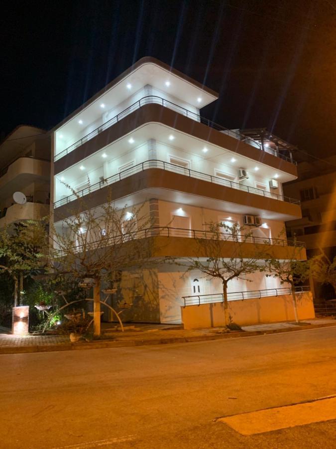 Bardhi Apts * Sarande